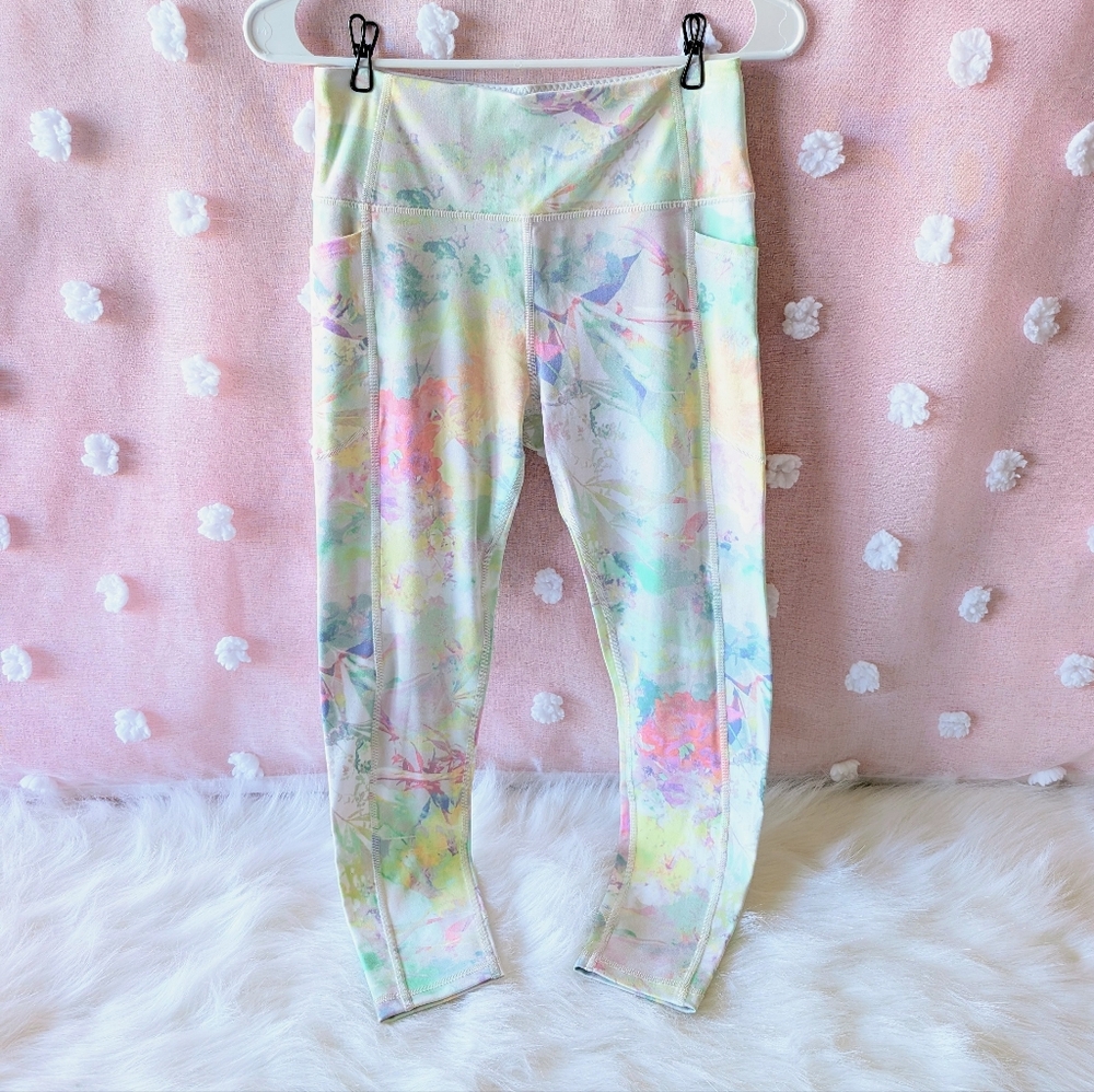 Victoria Secret, 7/8 Leggings, Size 8 Medium, Women's, Pastel Marble